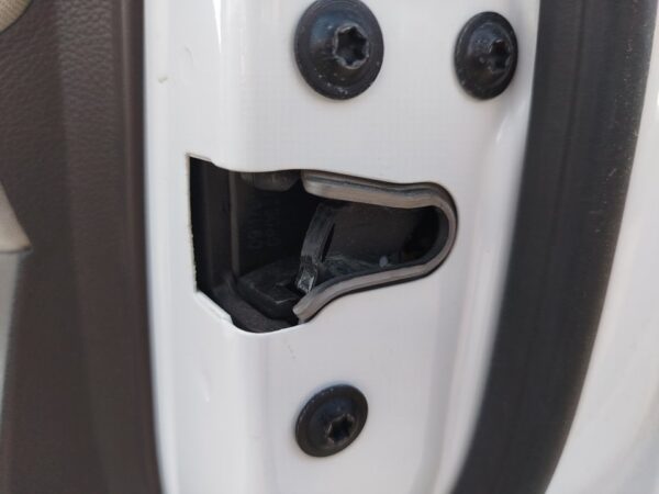 CERRADURA PUERTA DELANTERA DERECHA OPEL INSIGNIA BERLINA