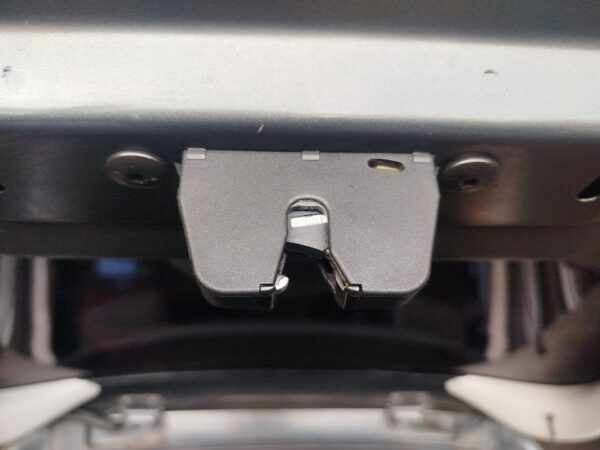 CERRADURA MALETERO / PORTON PEUGEOT 207