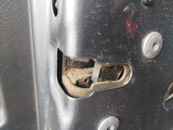 CERRADURA PUERTA TRASERA DERECHA PEUGEOT 207