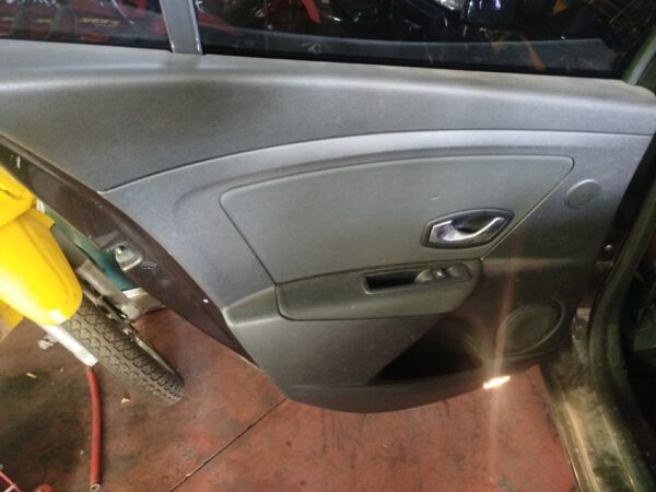 ELEVALUNAS TRASERO IZQUIERDO RENAULT MEGANE III BERLINA 5P