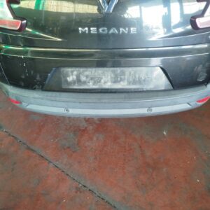 PARAGOLPES TRASERO RENAULT MEGANE III BERLINA 5P