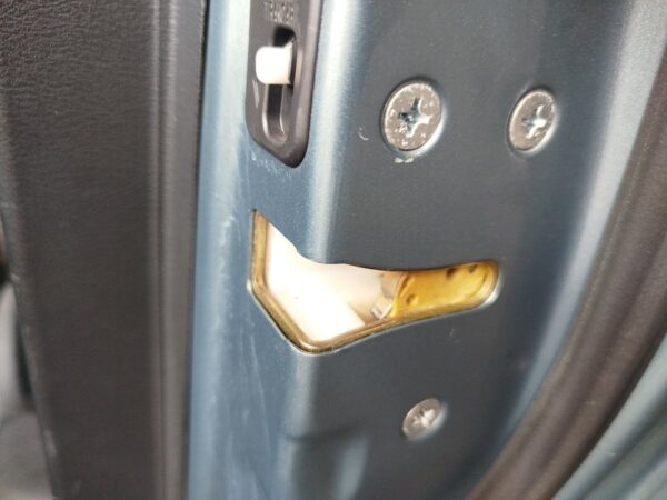 CERRADURA PUERTA TRASERA DERECHA HONDA ACCORD BERLINA (CL/CN)