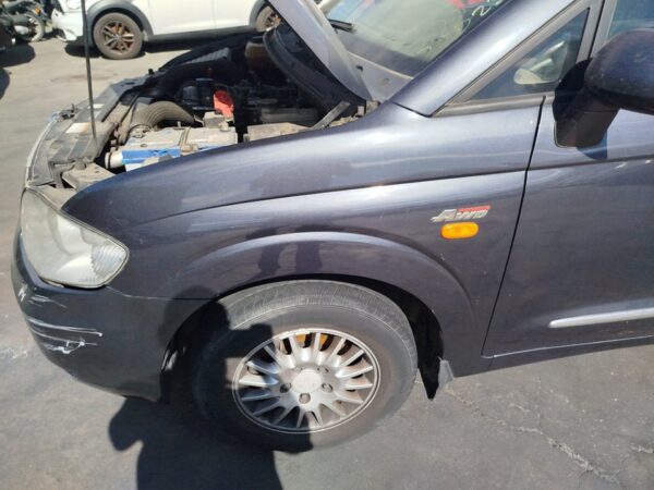 ALETA DELANTERA IZQUIERDA SSANGYONG RODIUS