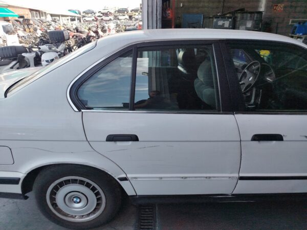 PUERTA TRASERA DERECHA BMW SERIE 5 BERLINA (E34)