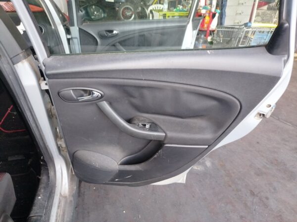 ELEVALUNAS TRASERO DERECHO SEAT TOLEDO (5P2)