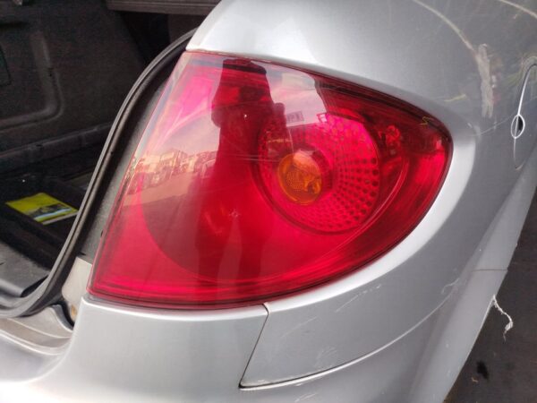 PILOTO TRASERO DERECHO SEAT TOLEDO (5P2)