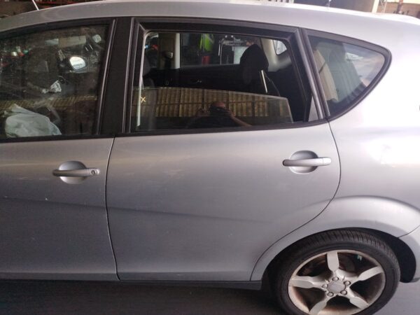 PUERTA TRASERA IZQUIERDA SEAT TOLEDO (5P2)