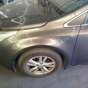 ALETA DELANTERA IZQUIERDA TOYOTA AVENSIS (T27)