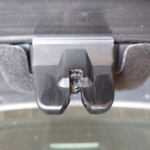 CERRADURA MALETERO / PORTON TOYOTA AVENSIS (T27)