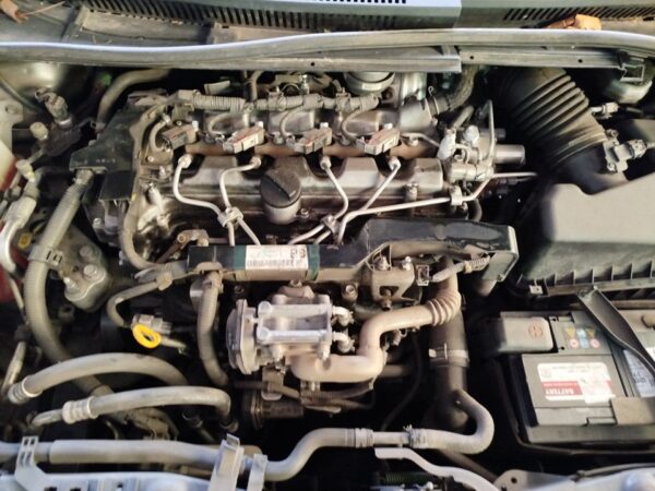 CONDENSADOR / RADIADOR  AIRE ACONDICIONADO TOYOTA AVENSIS (T27)