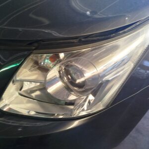 FARO IZQUIERDO TOYOTA AVENSIS (T27)