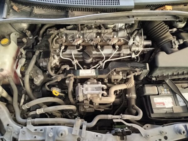 TRANSMISION DELANTERA DERECHA TOYOTA AVENSIS (T27)
