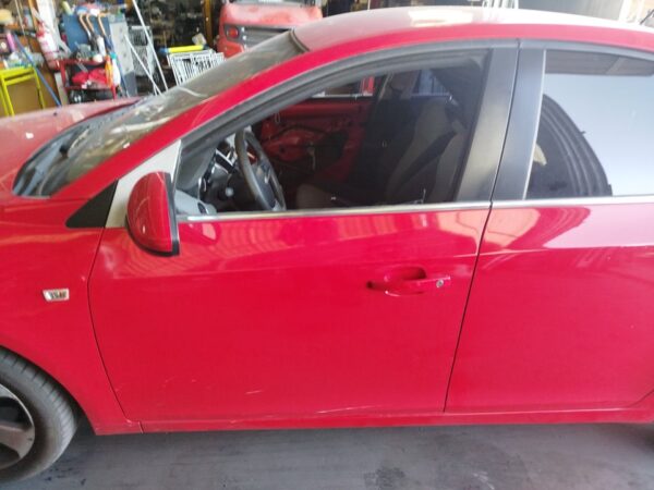 PUERTA DELANTERA IZQUIERDA CHEVROLET CRUZE