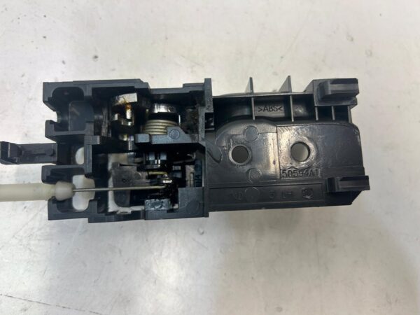 CERRADURA PUERTA DELANTERA IZQUIERDA TOYOTA COROLLA (E12)