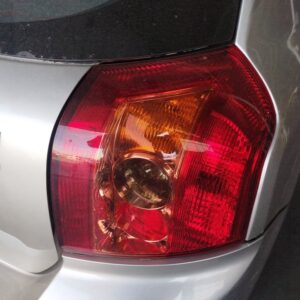 PILOTO TRASERO DERECHO TOYOTA COROLLA (E12)