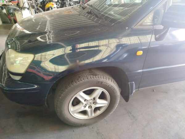 ALETA DELANTERA IZQUIERDA LEXUS RX 300 (MCU15)