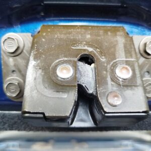CERRADURA MALETERO / PORTON LEXUS RX 300 (MCU15)