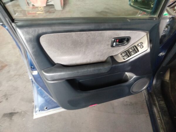 ELEVALUNAS DELANTERO IZQUIERDO LEXUS RX 300 (MCU15)