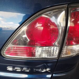 PILOTO TRASERO DERECHO INTERIOR LEXUS RX 300 (MCU15)