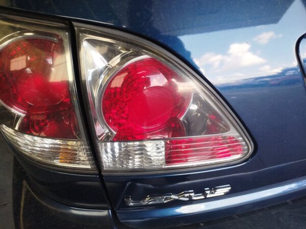PILOTO TRASERO IZQUIERDO INTERIOR LEXUS RX 300 (MCU15)