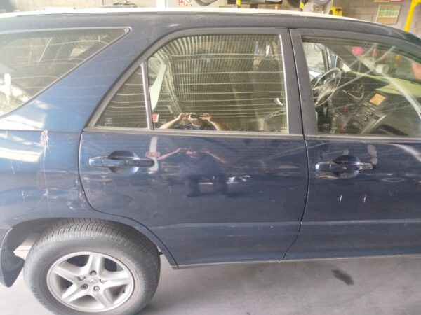 PUERTA TRASERA DERECHA LEXUS RX 300 (MCU15)