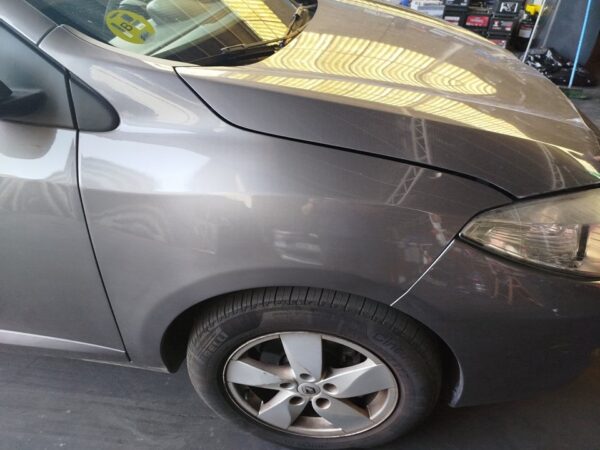 ALETA DELANTERA DERECHA RENAULT FLUENCE