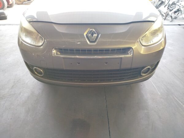 PARAGOLPES DELANTERO RENAULT FLUENCE