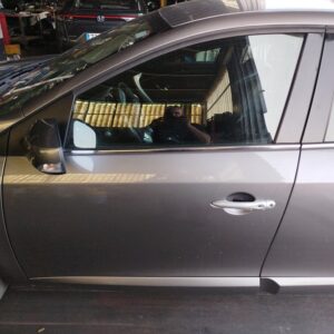 PUERTA DELANTERA IZQUIERDA RENAULT FLUENCE