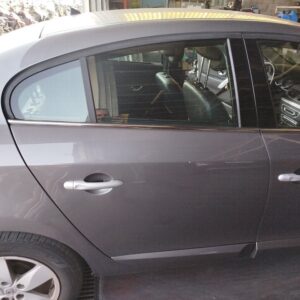 PUERTA TRASERA DERECHA RENAULT FLUENCE