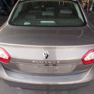 TAPA MALETERO RENAULT FLUENCE