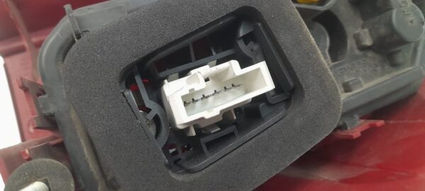 PILOTO TRASERO IZQUIERDO PEUGEOT 307 BREAK/ SW (S2)