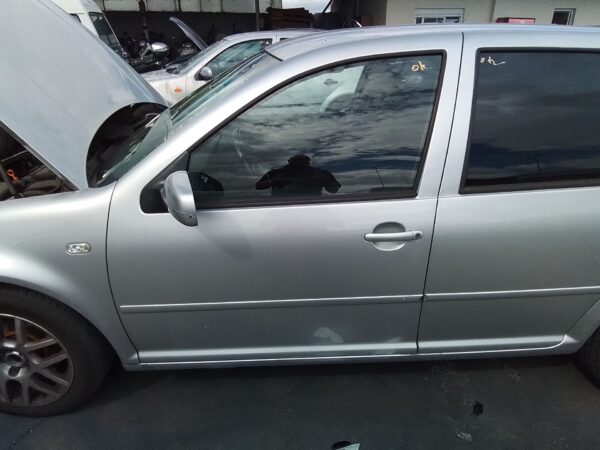 PUERTA DELANTERA IZQUIERDA VOLKSWAGEN GOLF IV BERLINA (1J1)(10.1997)