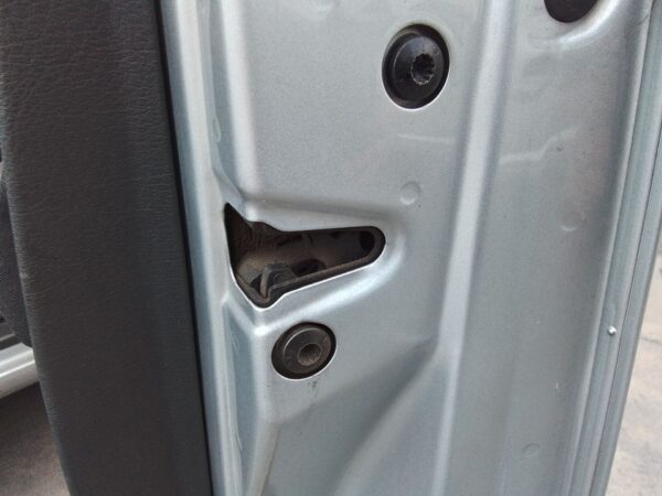 CERRADURA PUERTA DELANTERA DERECHA VOLKSWAGEN GOLF IV BERLINA (1J1)(10.1997)