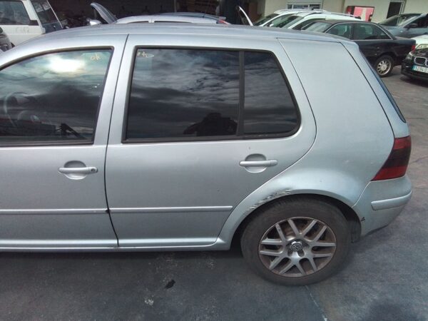 PUERTA TRASERA IZQUIERDA VOLKSWAGEN GOLF IV BERLINA (1J1)(10.1997)