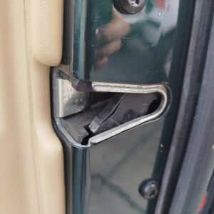 CERRADURA PUERTA DELANTERA DERECHA BMW SERIE 5 BERLINA (E60)