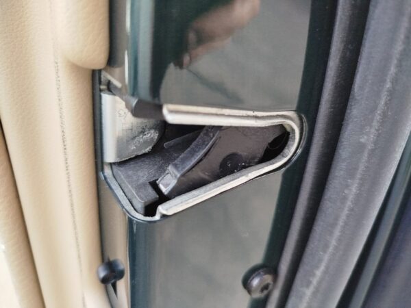 CERRADURA PUERTA TRASERA DERECHA BMW SERIE 5 BERLINA (E60)