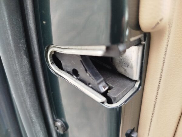 CERRADURA PUERTA TRASERA IZQUIERDA BMW SERIE 5 BERLINA (E60)