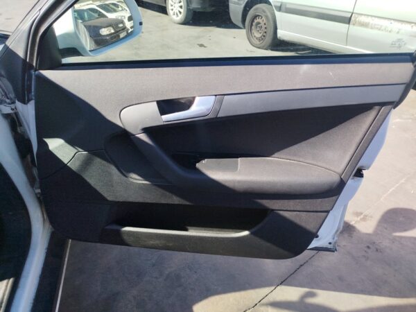 ELEVALUNAS DELANTERO DERECHO AUDI A3 (8P1)