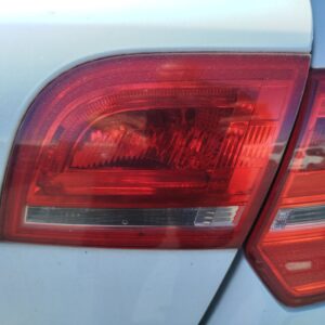 PILOTO TRASERO DERECHO INTERIOR AUDI A3 (8P1)