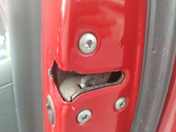 CERRADURA PUERTA TRASERA DERECHA HYUNDAI I30 (FD)