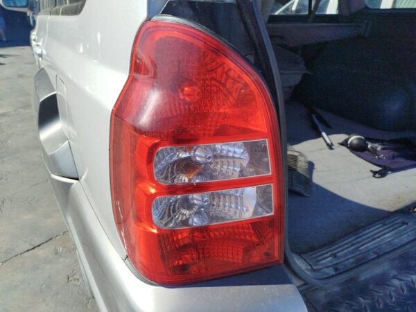 PILOTO TRASERO IZQUIERDO HYUNDAI TERRACAN (HP)
