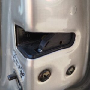 CERRADURA PUERTA TRASERA DERECHA HYUNDAI TERRACAN (HP)