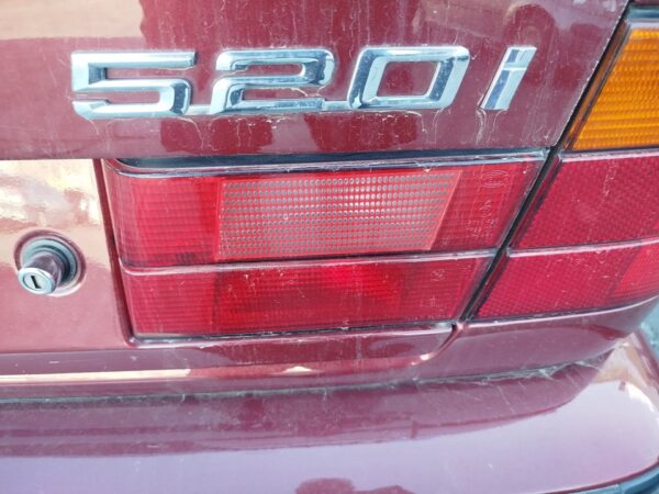 PILOTO TRASERO DERECHO INTERIOR BMW SERIE 5 BERLINA (E34)