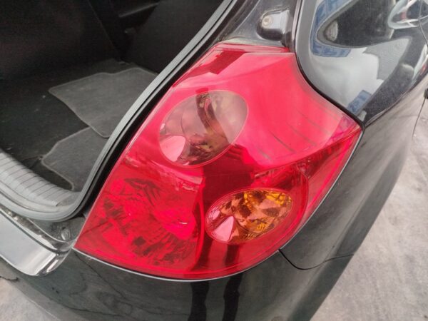 PILOTO TRASERO DERECHO KIA CEED (ED)