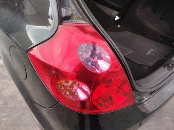 PILOTO TRASERO IZQUIERDO KIA CEED (ED)