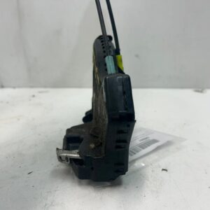 CERRADURA PUERTA DELANTERA DERECHA TOYOTA COROLLA (E12)