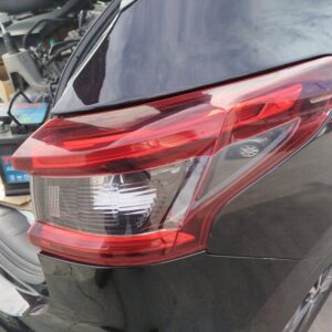 PILOTO TRASERO DERECHO NISSAN QASHQAI (J11E)