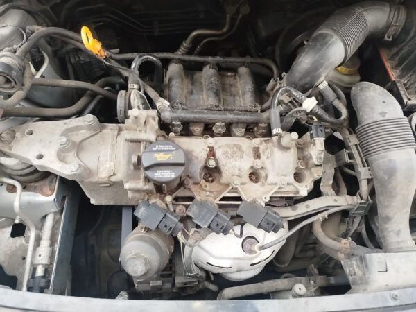 CONDENSADOR / RADIADOR  AIRE ACONDICIONADO VOLKSWAGEN FOX (5Z1)(04.2005)