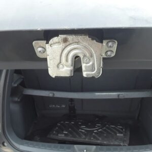 CERRADURA MALETERO / PORTON MITSUBISHI COLT BERLINA 3 (Z30)