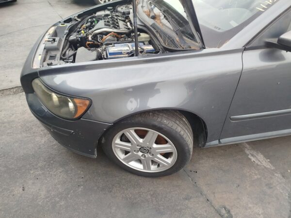 ALETA DELANTERA IZQUIERDA VOLVO S40 BERLINA
